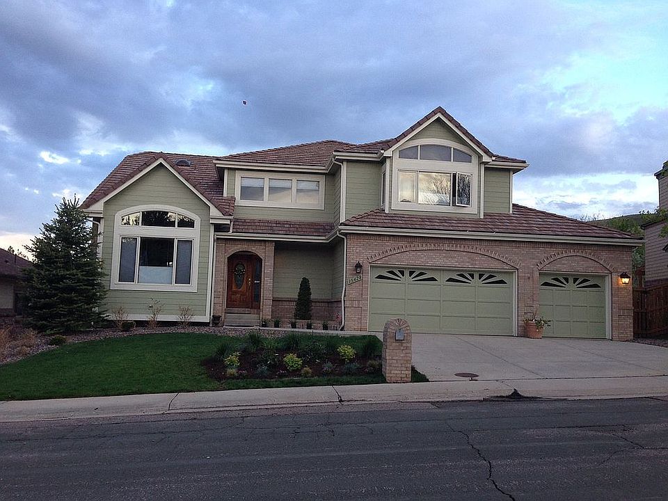 Great curb appeal!