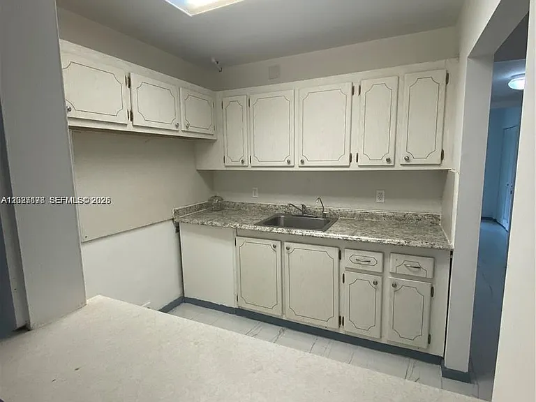 111 Tilford #111-F — Photo 6