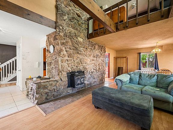 5th image of 2178 Meadows Ct