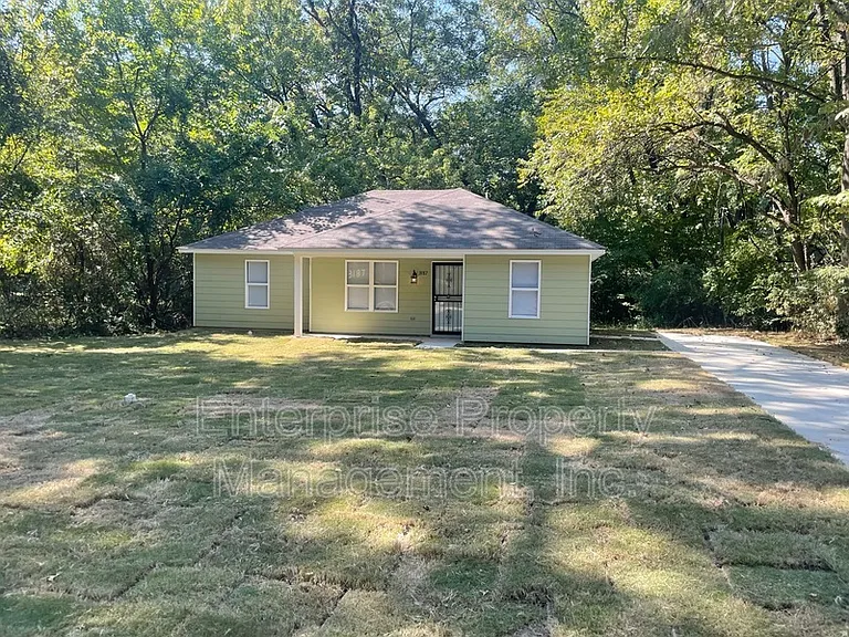 3187 E Shirley Cir — Photo 2