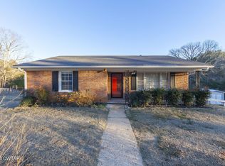 249 Seavers Rd, Jackson, TN 38301