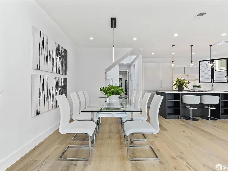 1160 Florida St — Photo 15