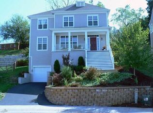 1118 Saint Charles Ct, Charlottesville, VA 22901