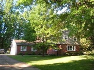 445 Bradford Dr, Canfield, OH 44406