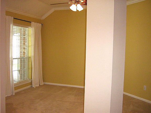 4th image of 14127 Julington Ln