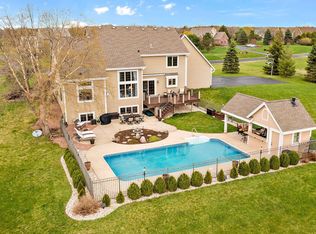 S88W34633 Nesting Ln, Eagle, WI 53119