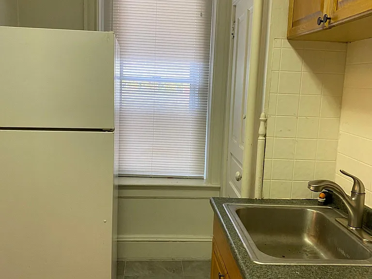 14 E Market St #5 — Photo 11