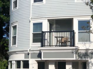 59 Deer St, Portsmouth, NH 03801