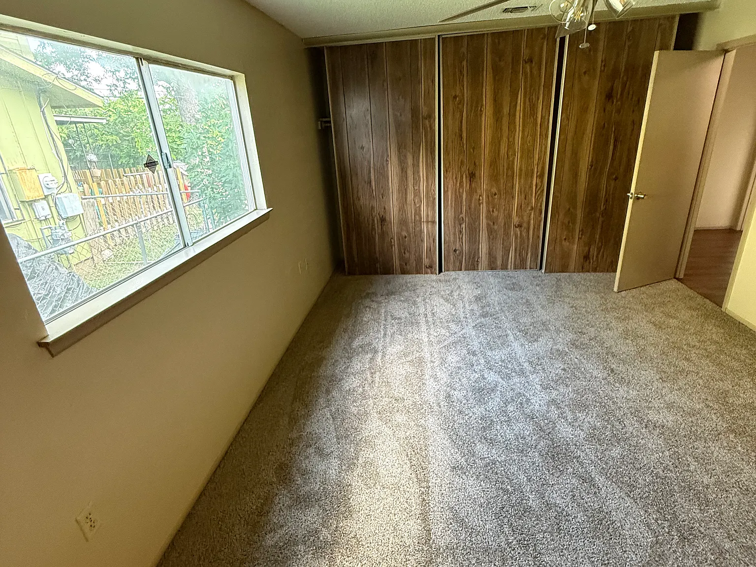 4 bed, 1440 sqft, $1,695 — Photo 2