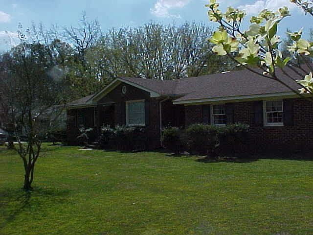 1st image of 2118 Dogwood Ln