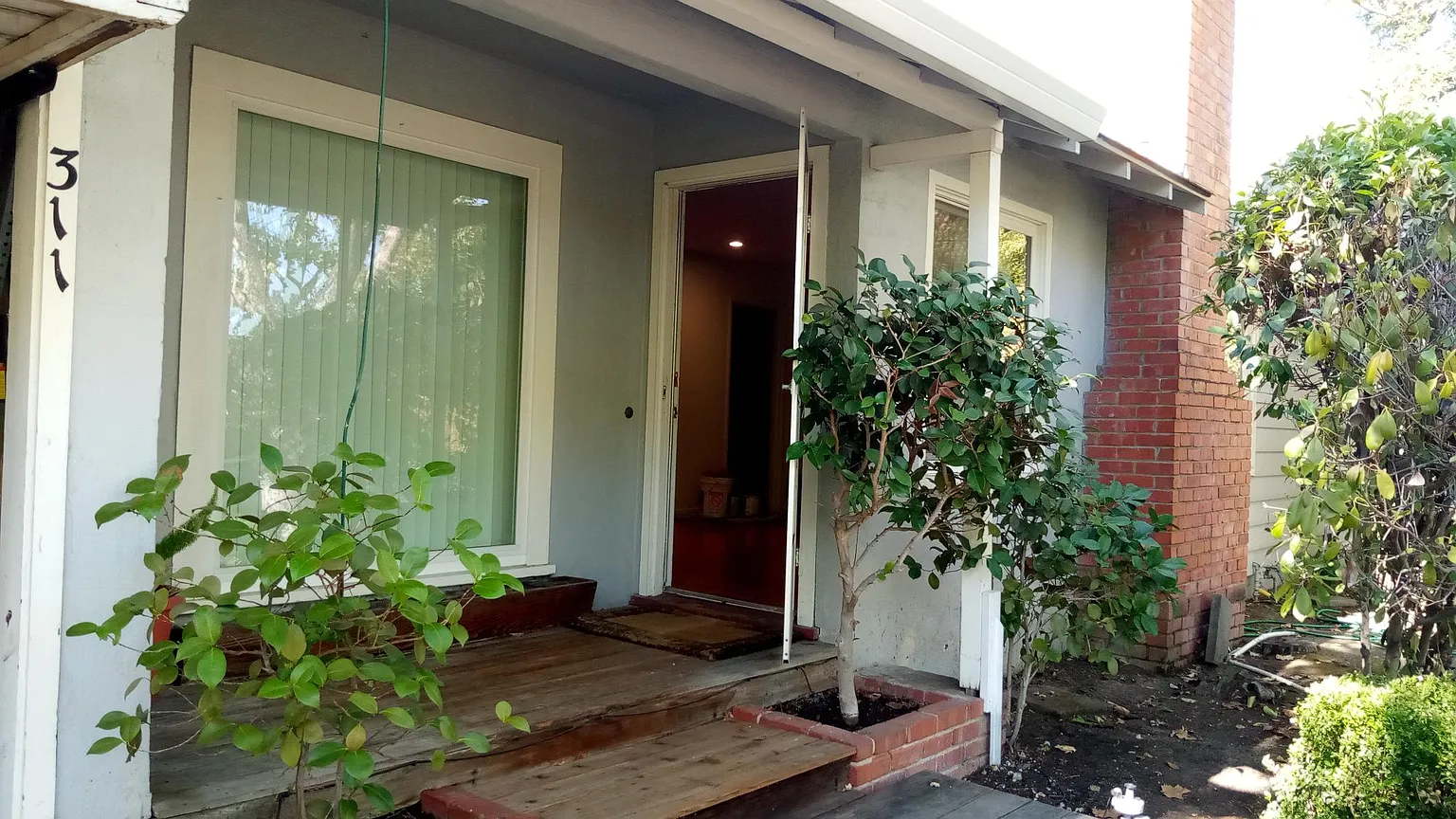 311 Sunset Rd photo 1