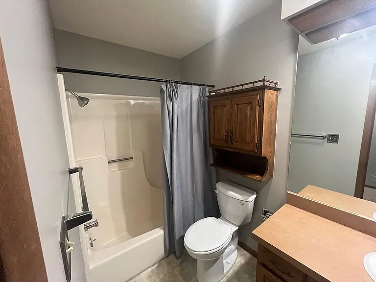 3027 W Capital Ave #33 — Photo 21