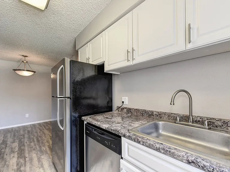 Chardonnay Ridge |One Bedroom Kitchen