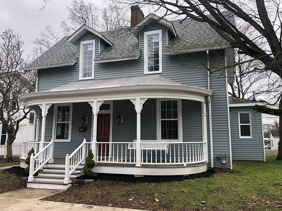 1st image of 157 N Oak St