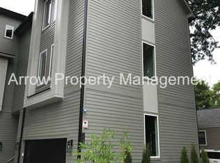 527B Veritas St, Nashville, TN 37211
