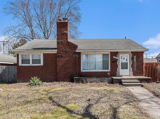 23230 Jefferson Ave, Saint Clair Shores, MI 48080