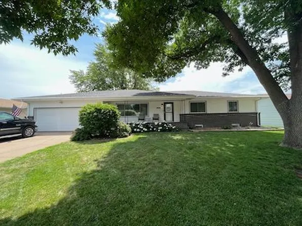 2617 Del Monte Ave, Grand Island, NE 68803