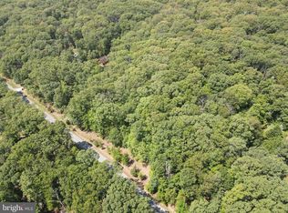 Honey Locust Ln, Great Cacapon, WV 25422