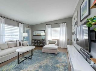 3721 NE 170th St APT 3, North Miami Beach, FL 33160