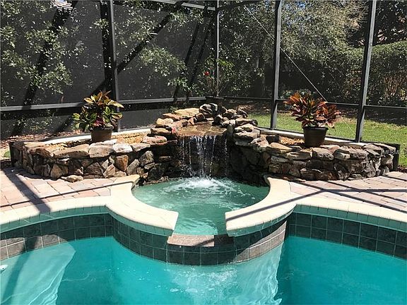 3rd image of 1653 Kersley Cir