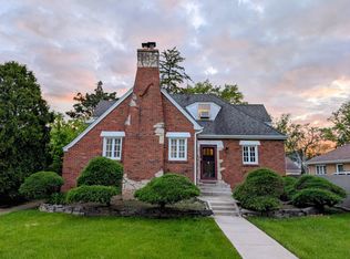 1712 S Prospect Ave, Park Ridge, IL 60068