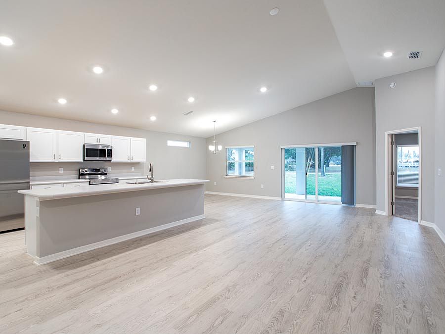 Brand-new 4-bedroom home for sale in Eagle Lake, Florida