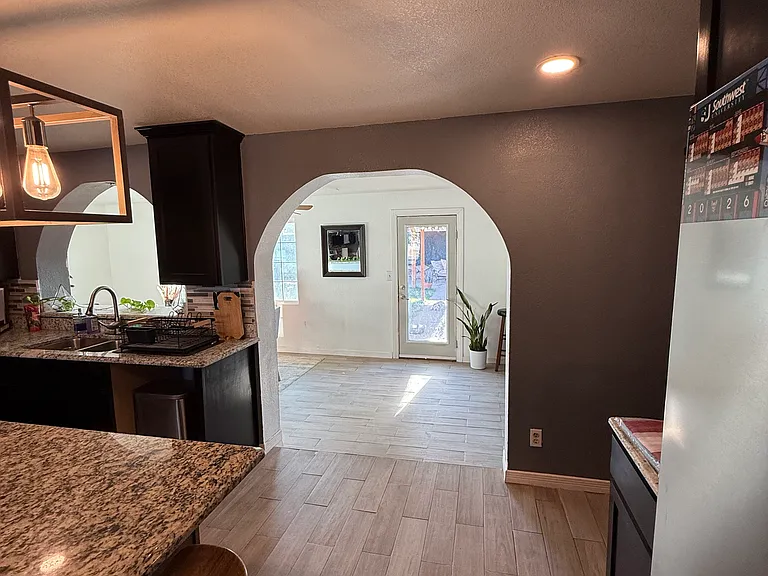 10443 Kendall St — Photo 12