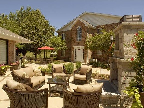 Outdoor Fireplace
