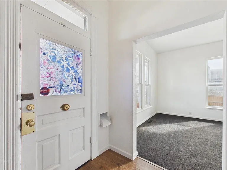 2434 C St — Photo 9