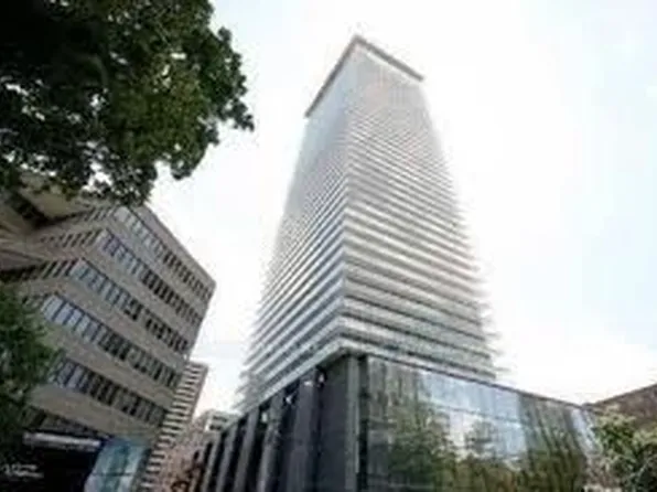 33 Charles St E, Toronto, ON