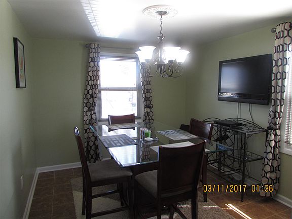 5th image of 1340 Burlington Dr