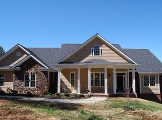 8151 La Rue Ln, Ooltewah, TN 37363