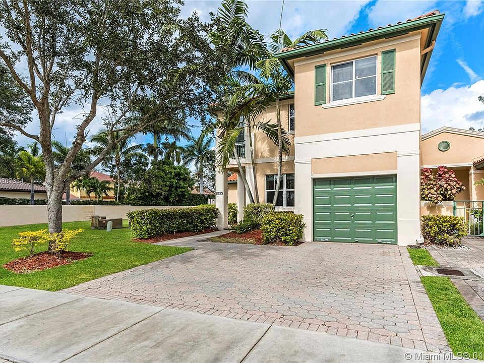 1st image of 8395 NW 143rd Ter