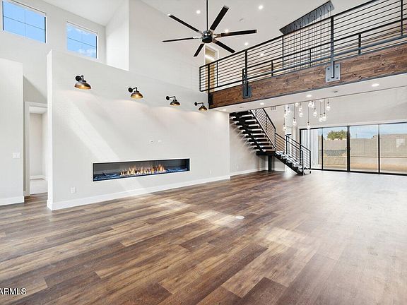 4th image of 8514 S 9th Drive #21