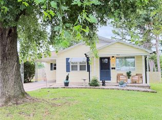 804 N 9th St, Rogers, AR 72756