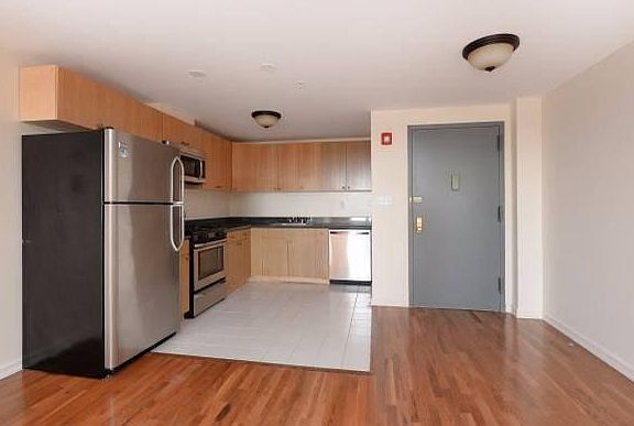 4th image of 12 Brooklyn Ave #444