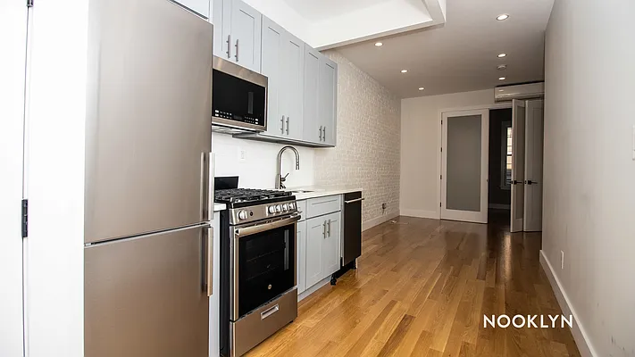 Rented by Nooklyn NYC LLC | media 4