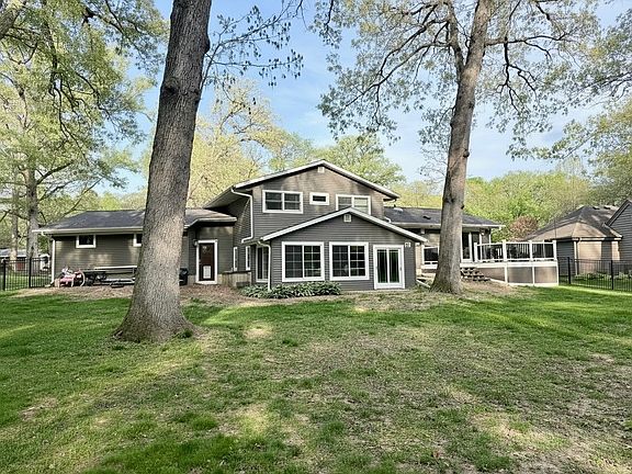2nd image of 1211 Timberlane Dr