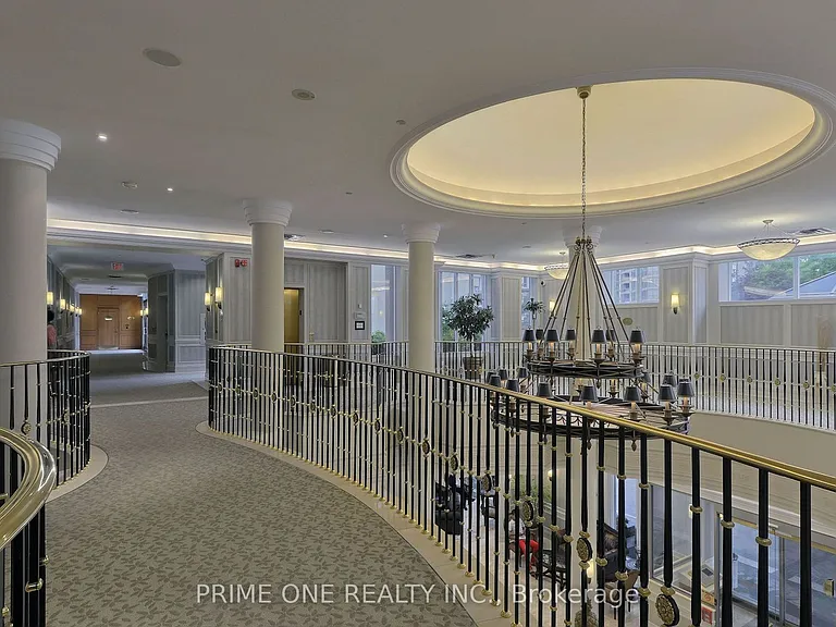 25 Kingsbridge Garden Cir #1421 — Photo 6