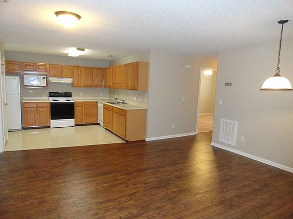 Kitchen Looking Right