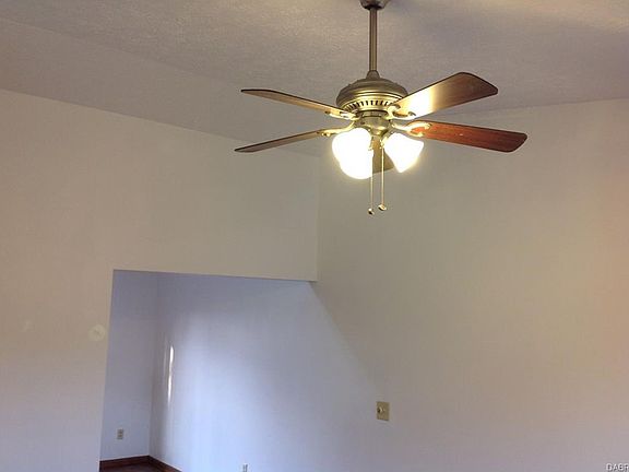 3rd image of 2418 Mississippi Dr