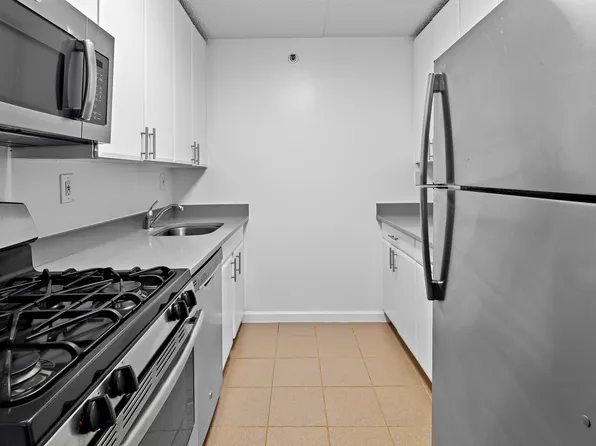 204 10th Street image 1 of 17