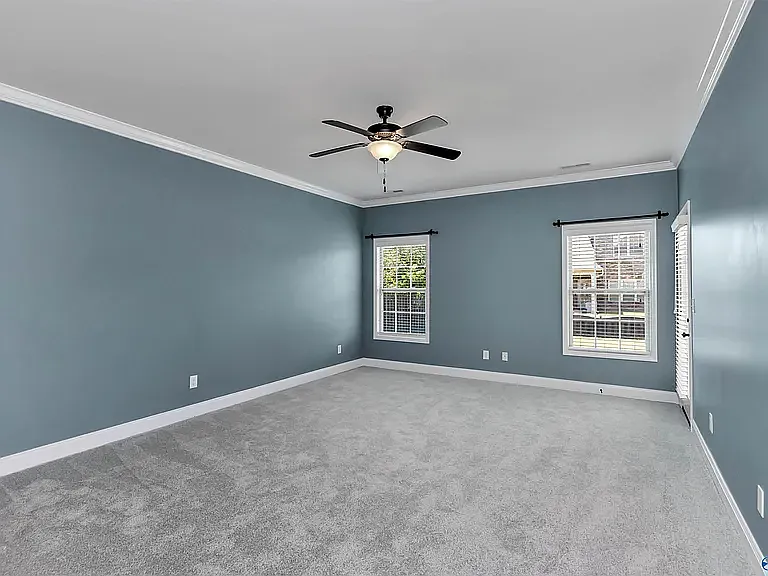 115 Woodmere Ct — Photo 15