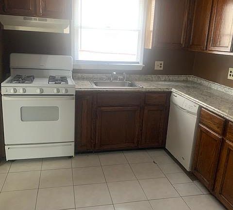 4th image of 54 Wirt Ave Floor 2