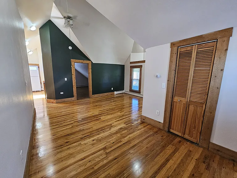 14 Oxford St #5 — Photo 11