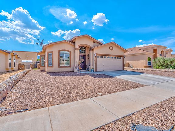 3rd image of 11421 Victor Flores Pl