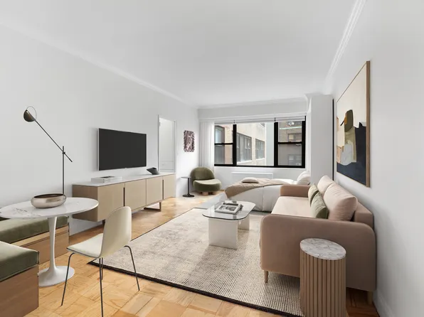 305 East 40th Street 14V image 3 of 25