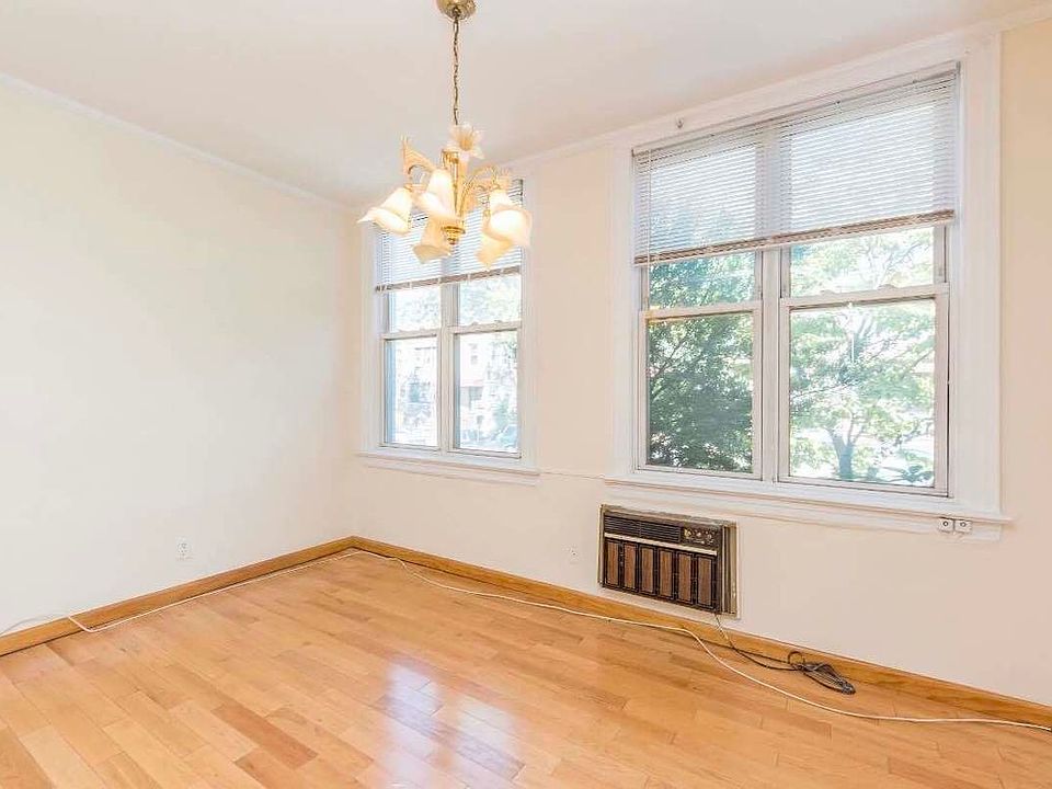 1st image of 23-59 35th St #1R
