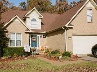 527 Callahan Dr, New Johnsonville, TN 37134