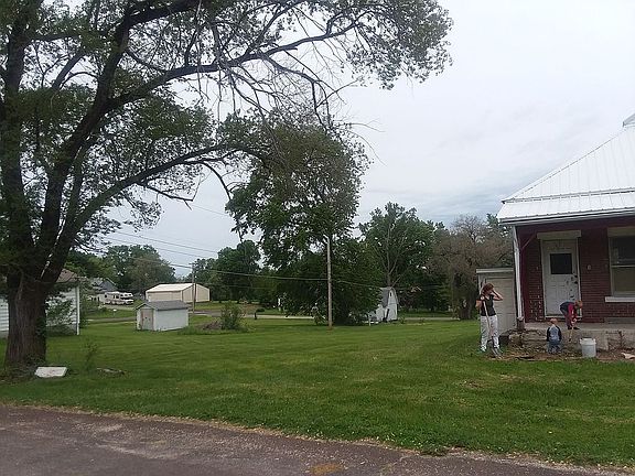 5th image of 2503 Lulu St